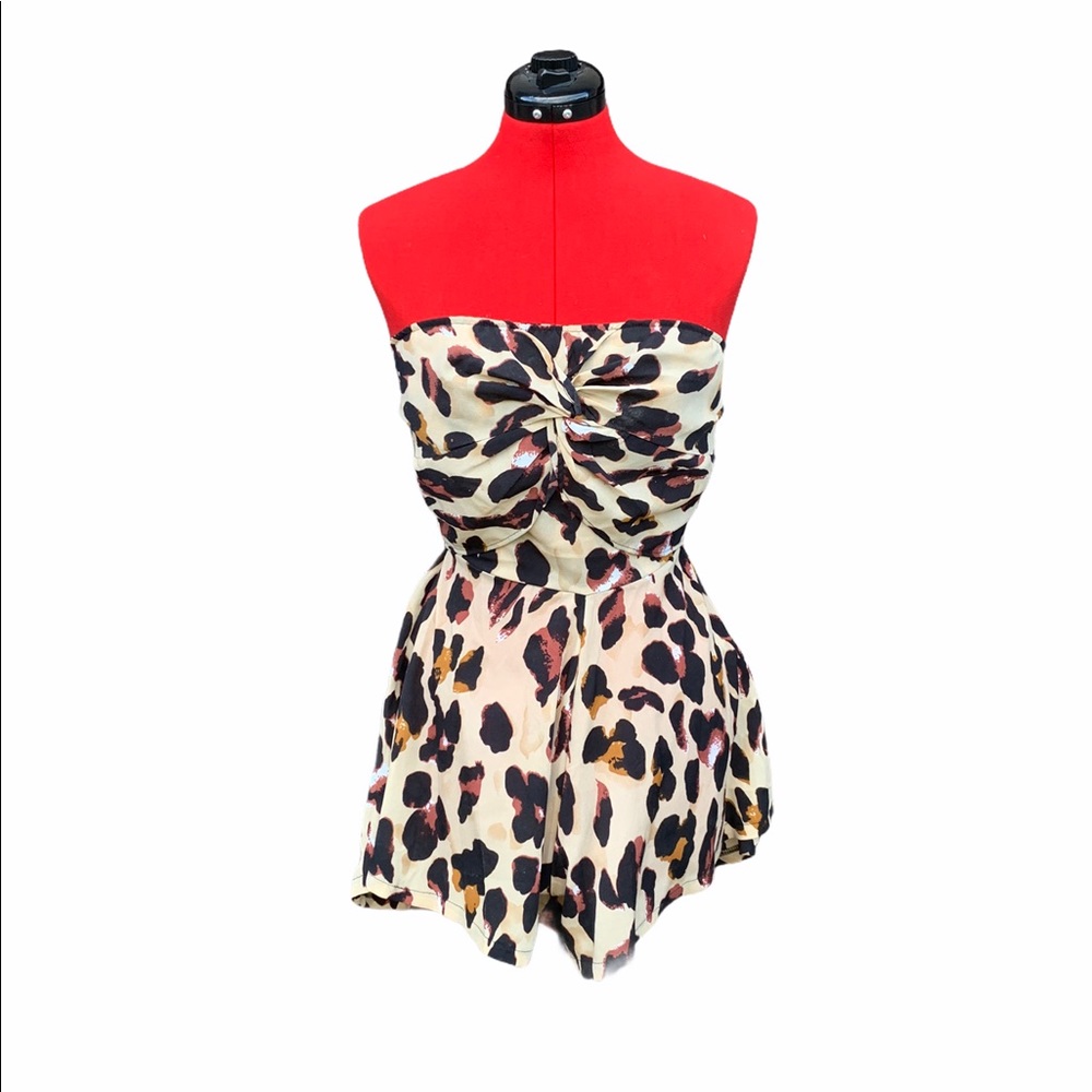 Twist Front Tie Back Leopard Tube Romper - Picture 8 of 15